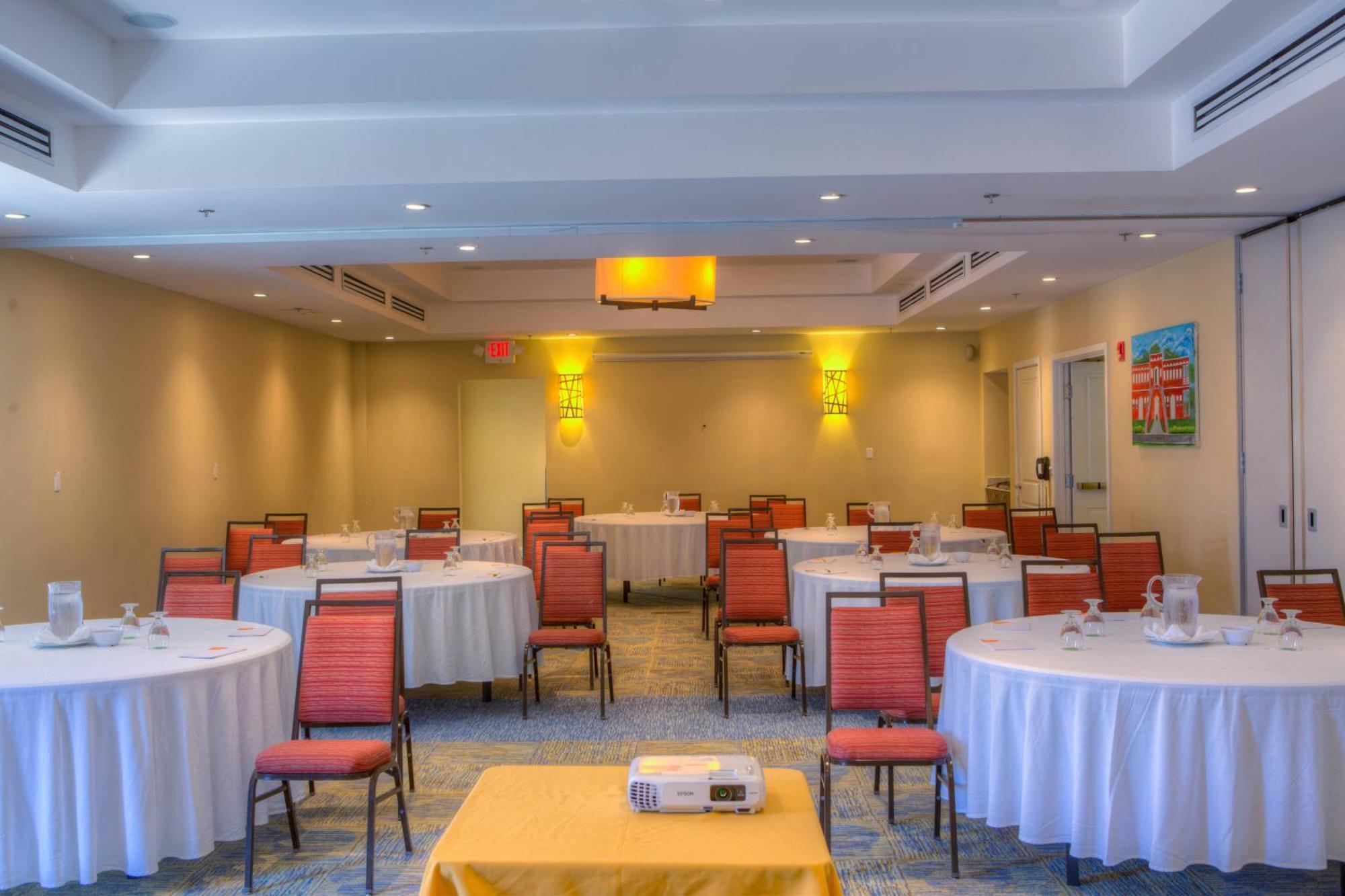 Courtyard By Marriott Bridgetown, Barbados Hotel Eksteriør billede