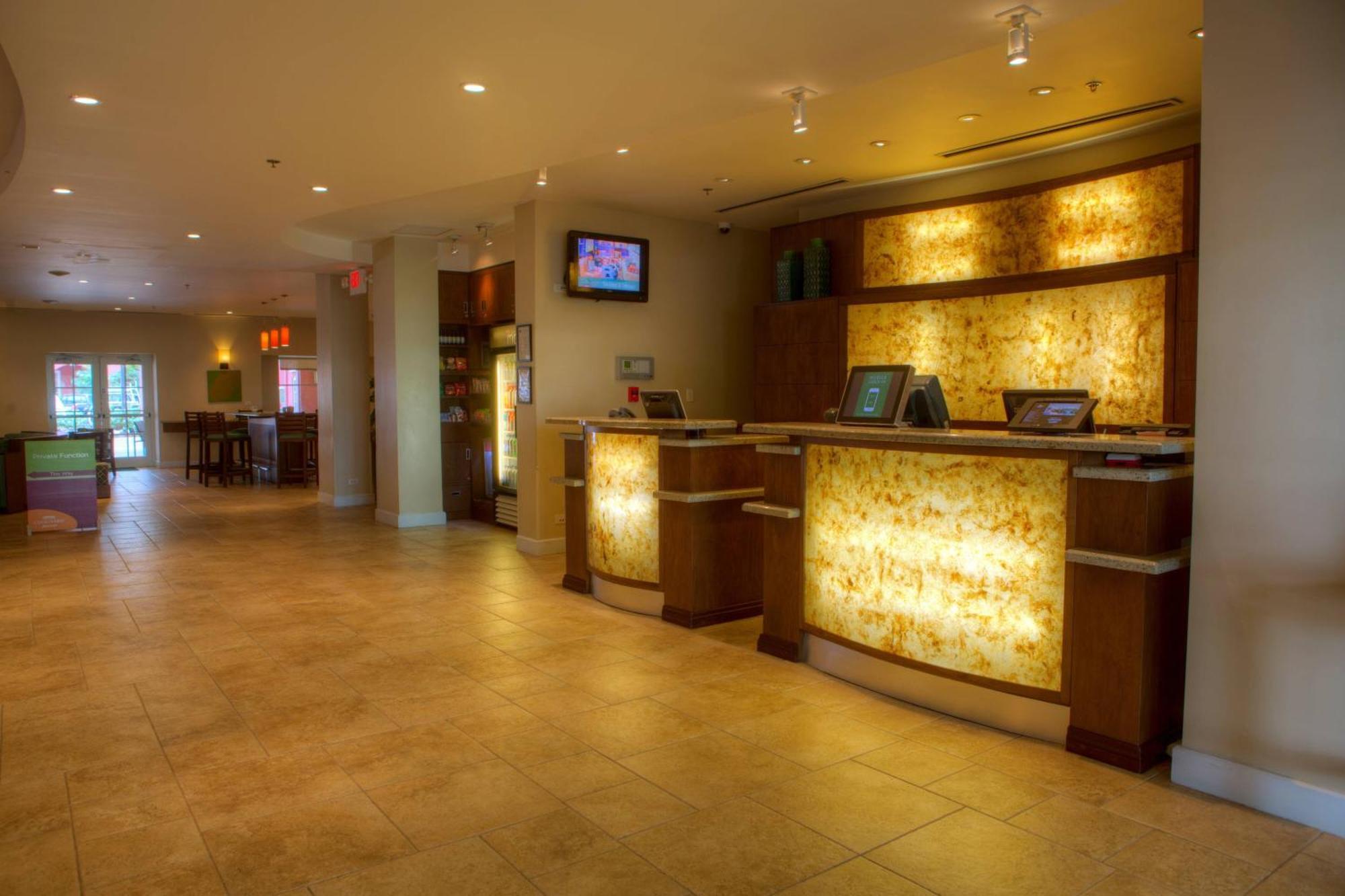 Courtyard By Marriott Bridgetown, Barbados Hotel Eksteriør billede