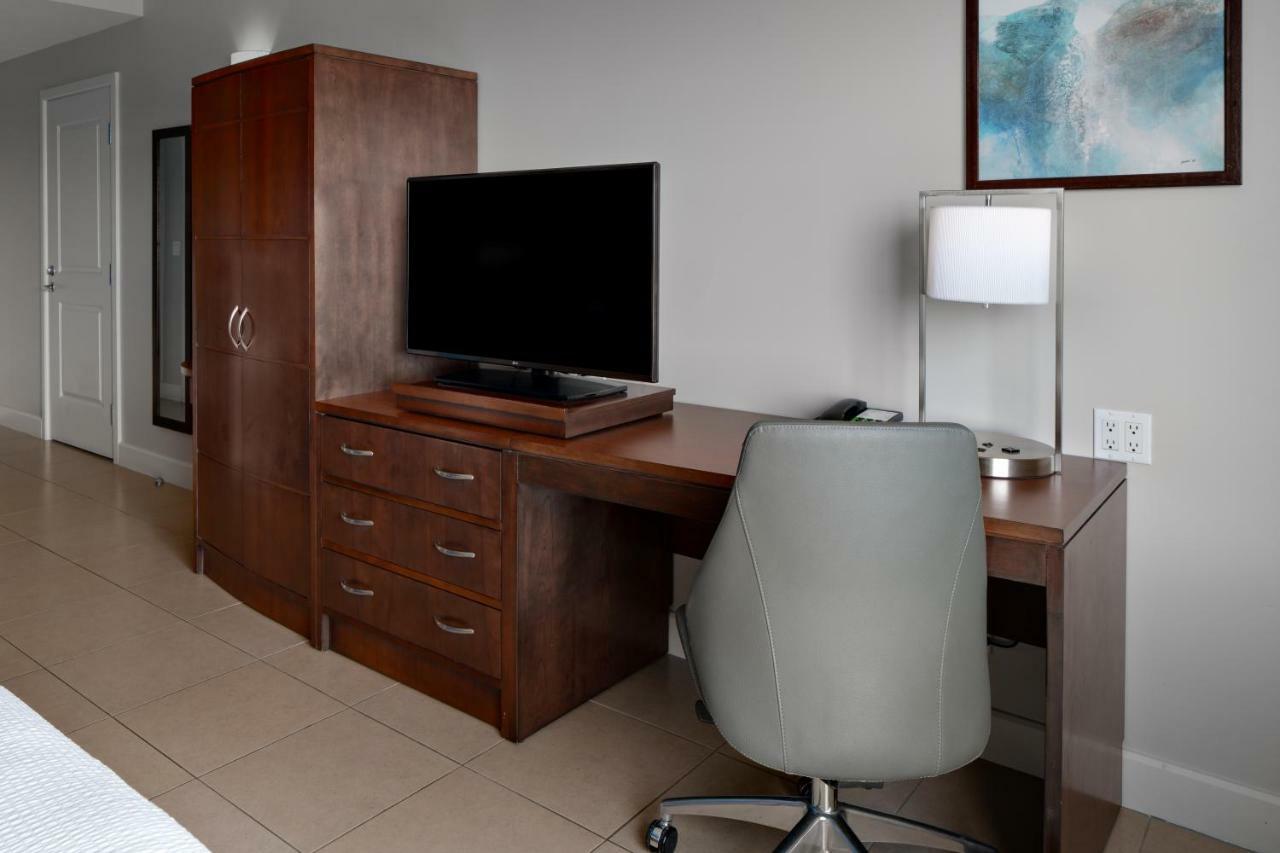 Courtyard By Marriott Bridgetown, Barbados Hotel Eksteriør billede
